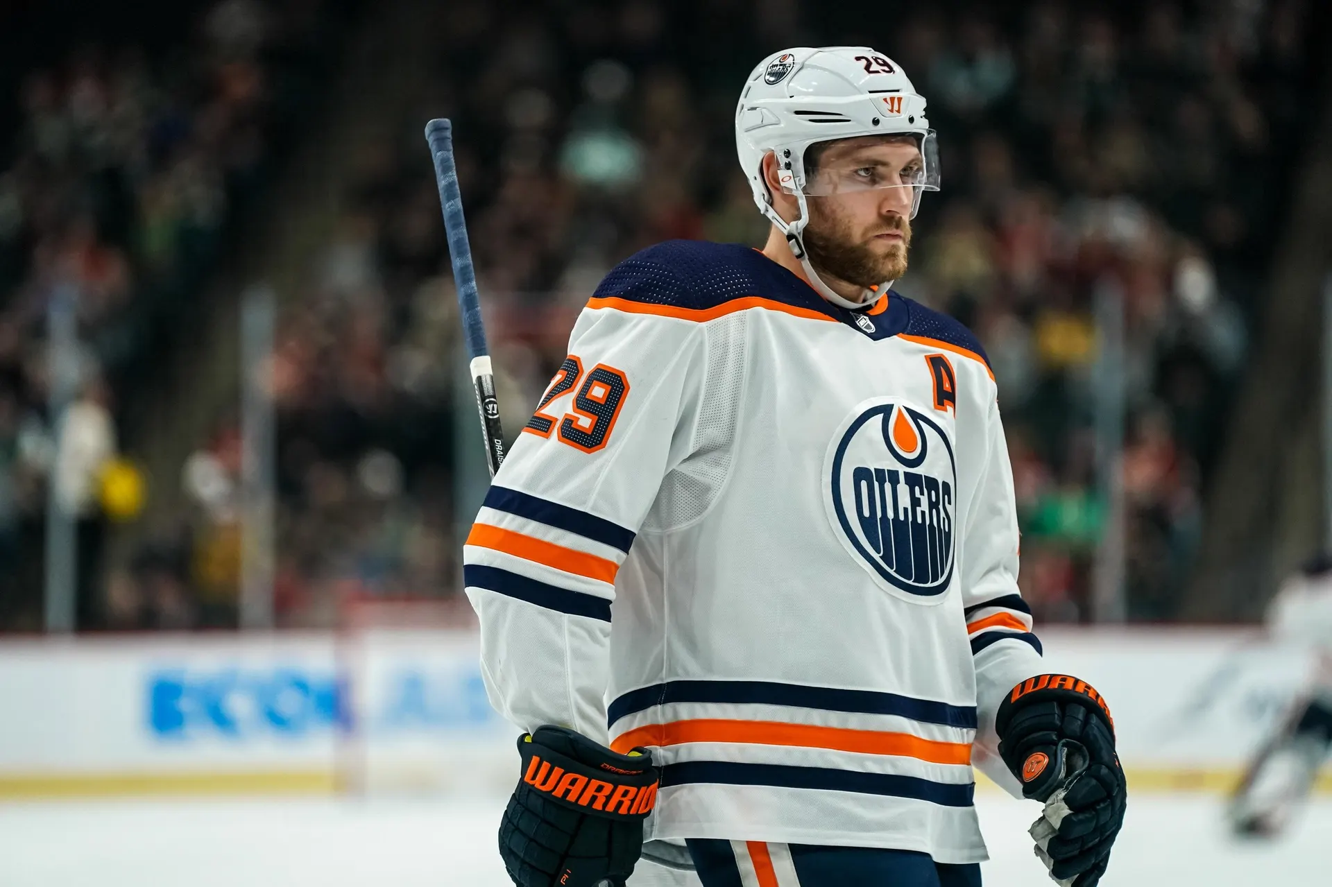 /wp-content/uploads/2019/10/Edmonton-Oilers-forward-Leon-Draisaitl.webp?w=2612&ssl=1